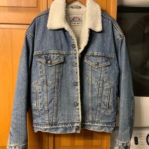 Levi’s Sherpa lined denim jacket
